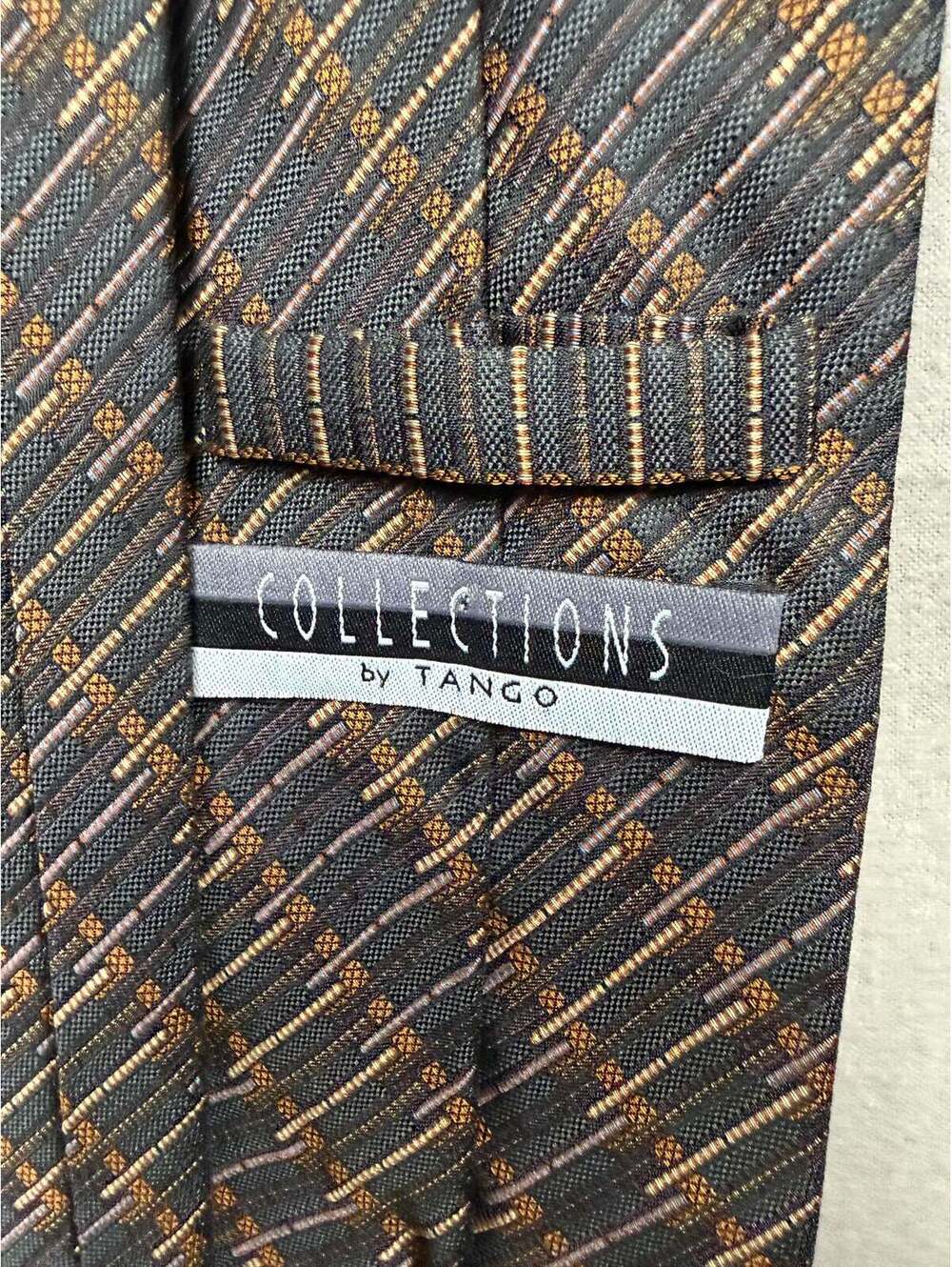 Vintage Collections by Tango Olive Green & Gold 100% Silk Men’s Tie – 60"